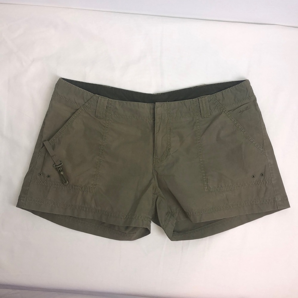 Vintage Dish khaki hiking / casual shorts